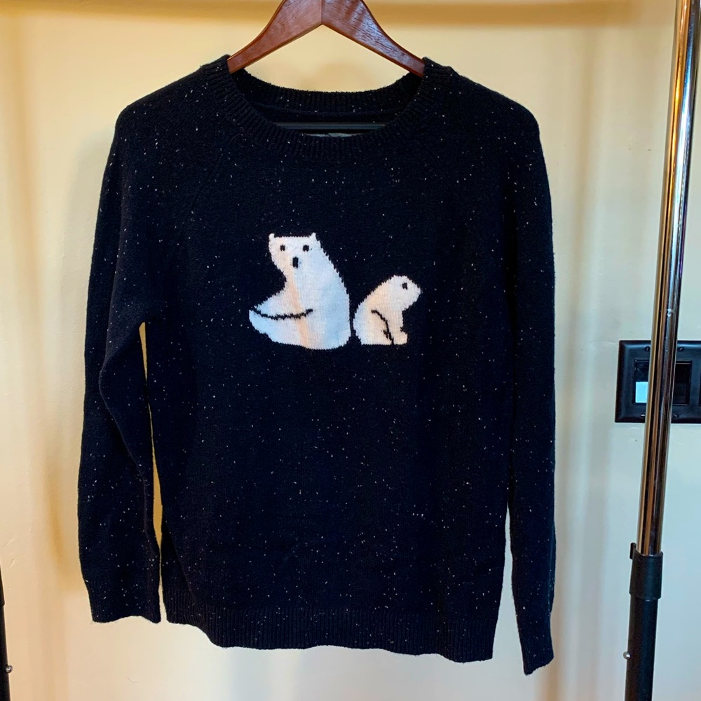 Polar bear and snow sweater